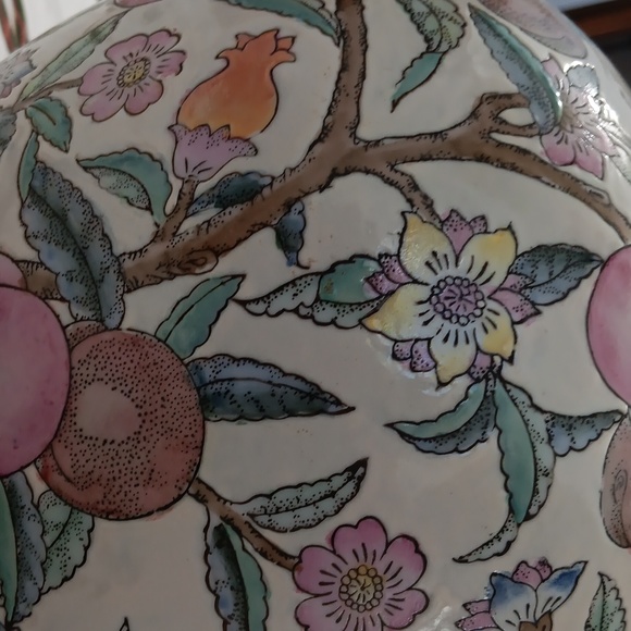 Ceramic ginger jar Vase with Flowers Leaves and Fruit Design Made in - Picture 2 of 4